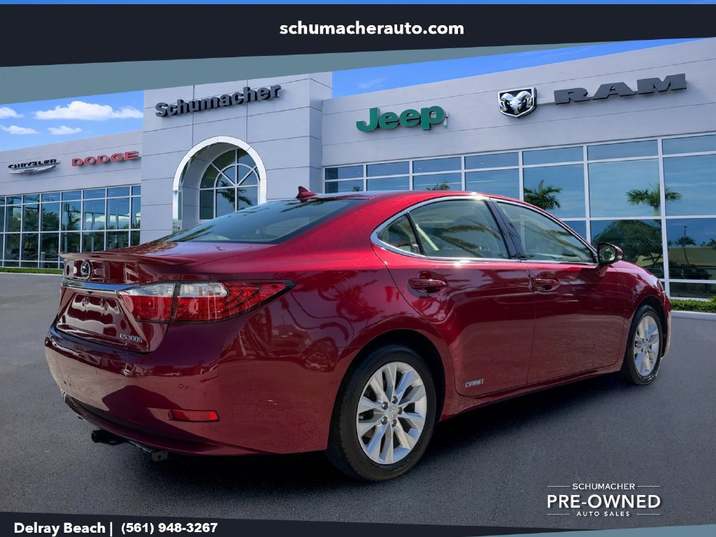 Used 2014 Lexus ES 300h w/ Premium Package w/Bamboo Trim FWD image 7