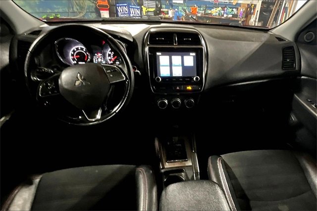 Used 2022 Mitsubishi Outlander Sport SE image 15
