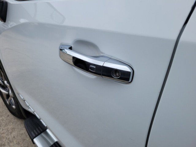 Used 2024 GMC Sierra 1500 SLT w/ SLT Premium Plus Package image 8