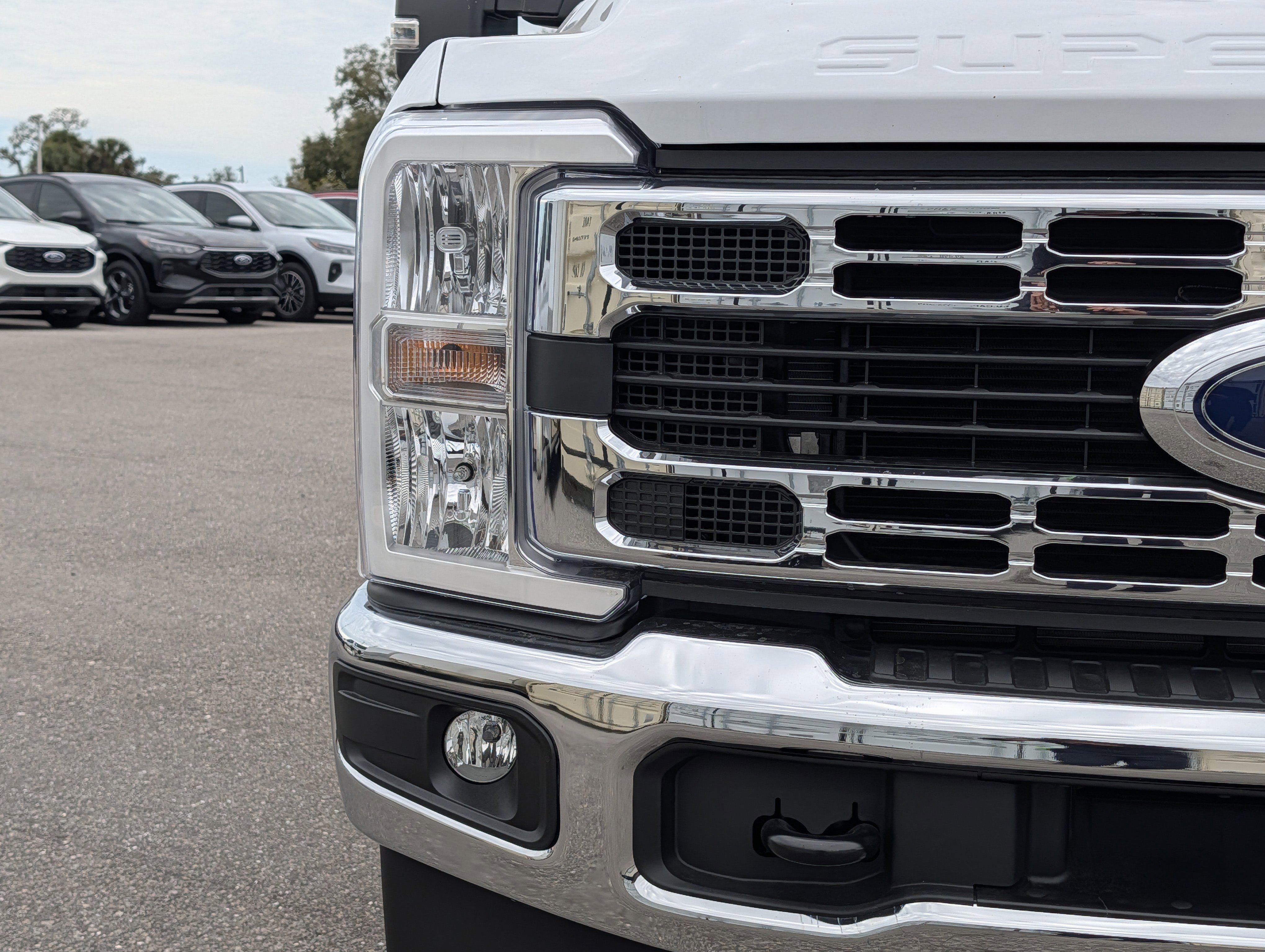 New 2026 Ford F350 XL w/ XL Chrome Package AWD/4WD image 9
