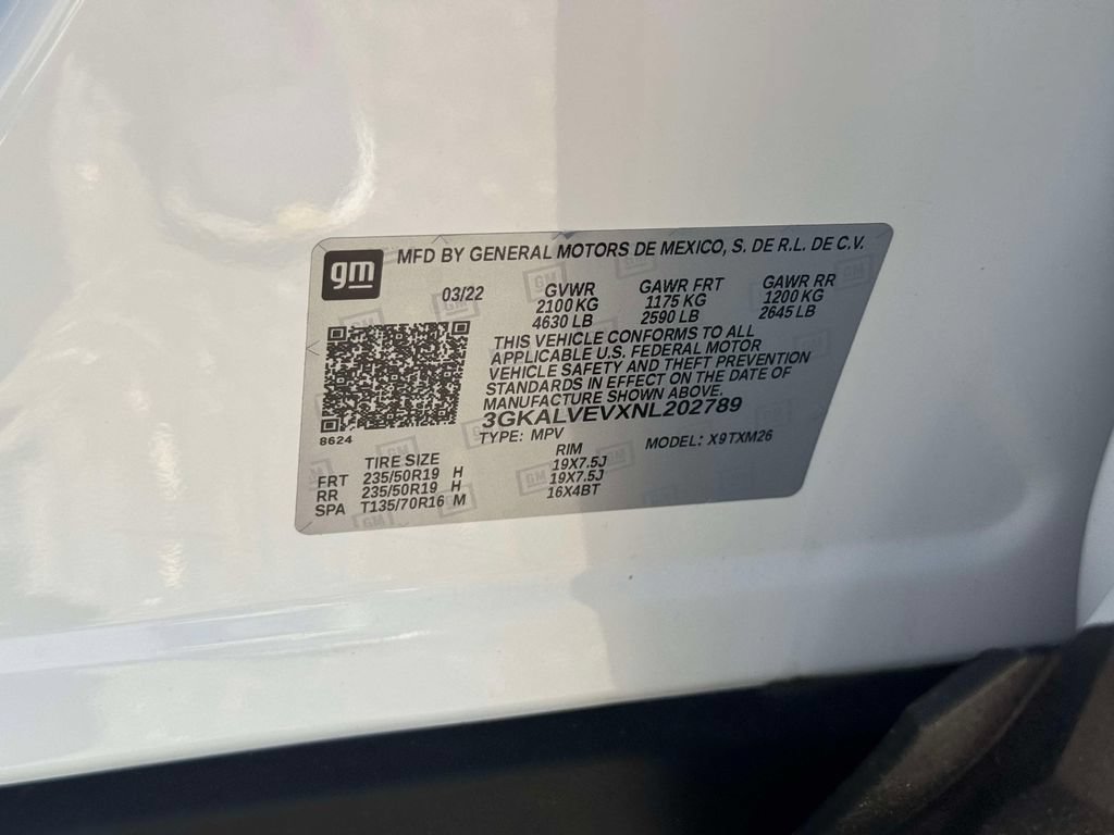 Used 2022 GMC Terrain SLT w/ Infotainment Package II AWD/4WD image 17