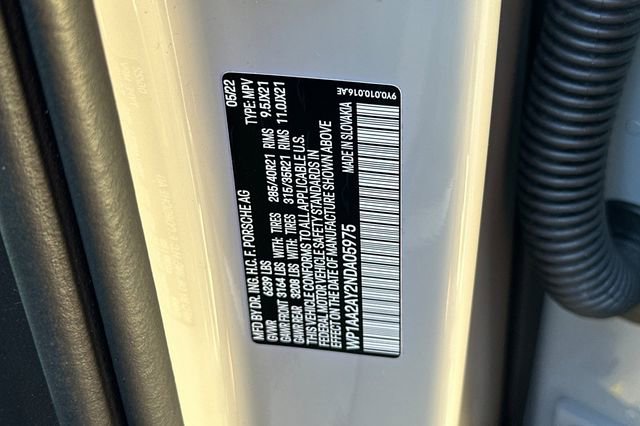 Used 2022 Porsche Cayenne Platinum Edition image 27