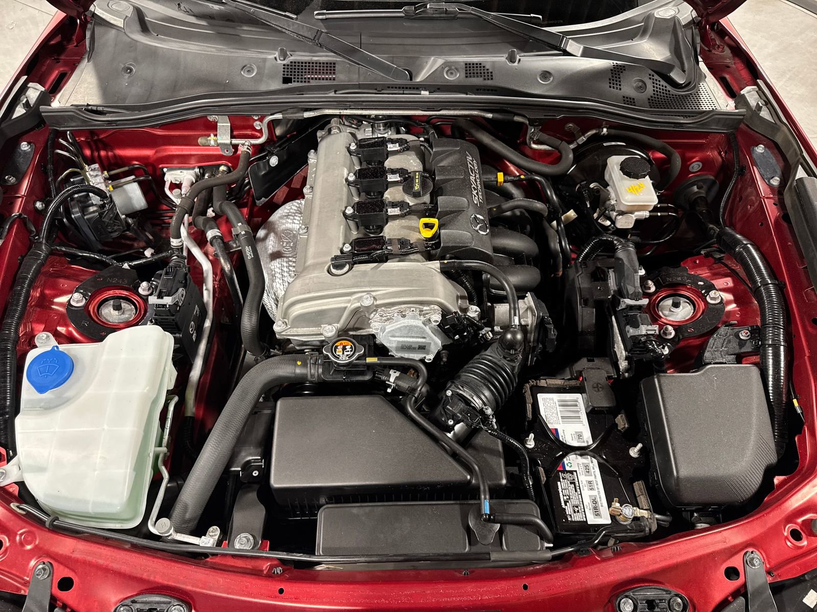 Used 2017 MAZDA MX-5 Miata Sport RWD image 25