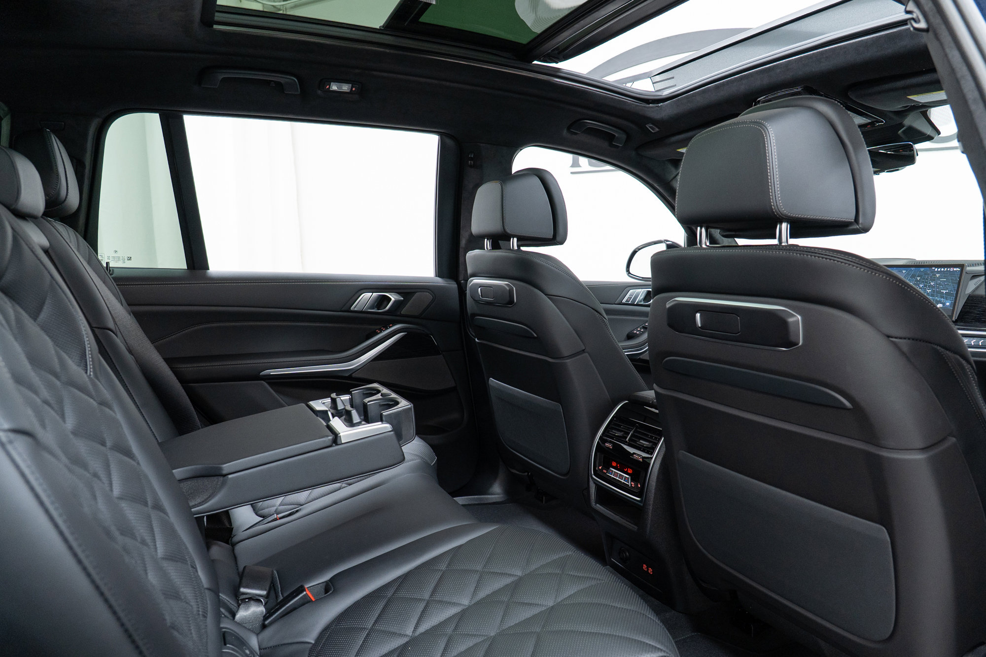 New 2026 BMW X7 xDrive40i w/ M Sport Package image 23