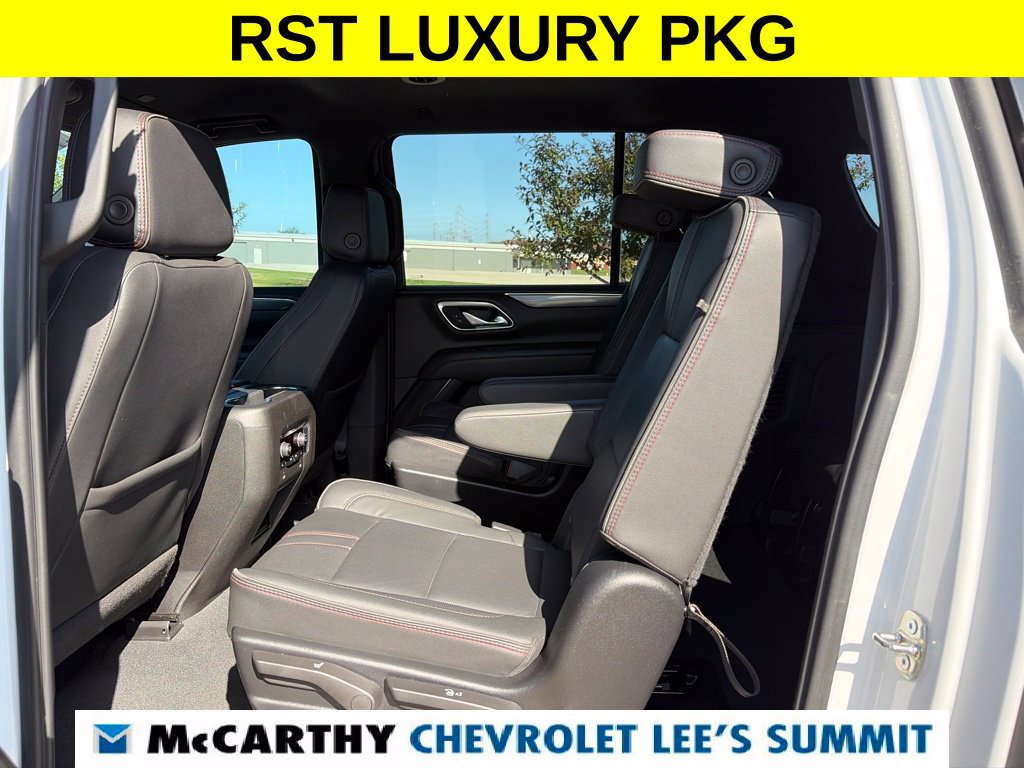 Used 2024 Chevrolet Suburban RST w/ Luxury Package AWD/4WD image 44