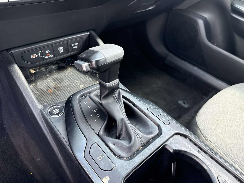 Certified 2025 Kia K4 FWD image 28