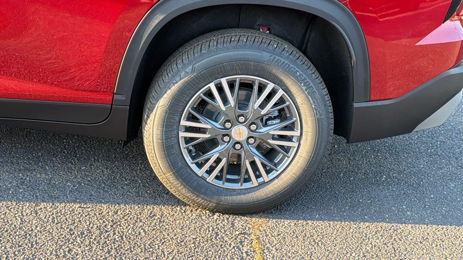 New 2026 Chevrolet Traverse LT FWD image 9
