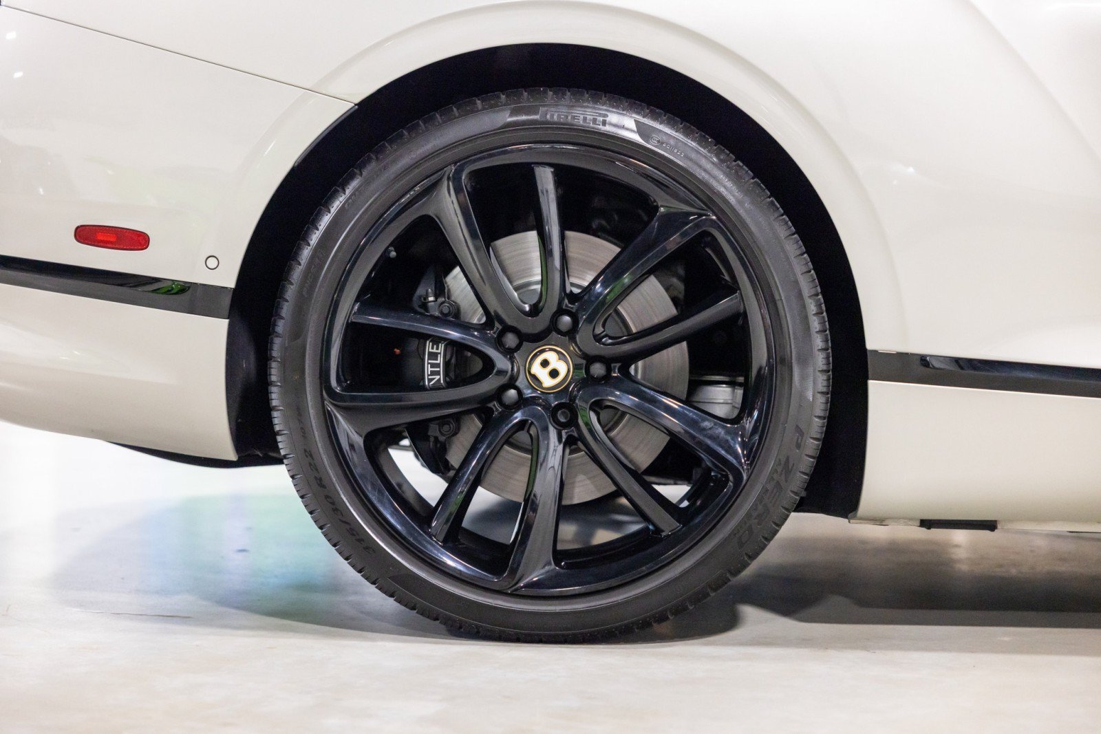 Used 2020 Bentley Continental GT First Edition AWD/4WD image 27