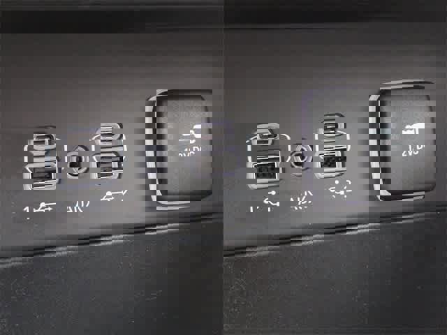 New 2025 Jeep Grand Cherokee Limited image 32