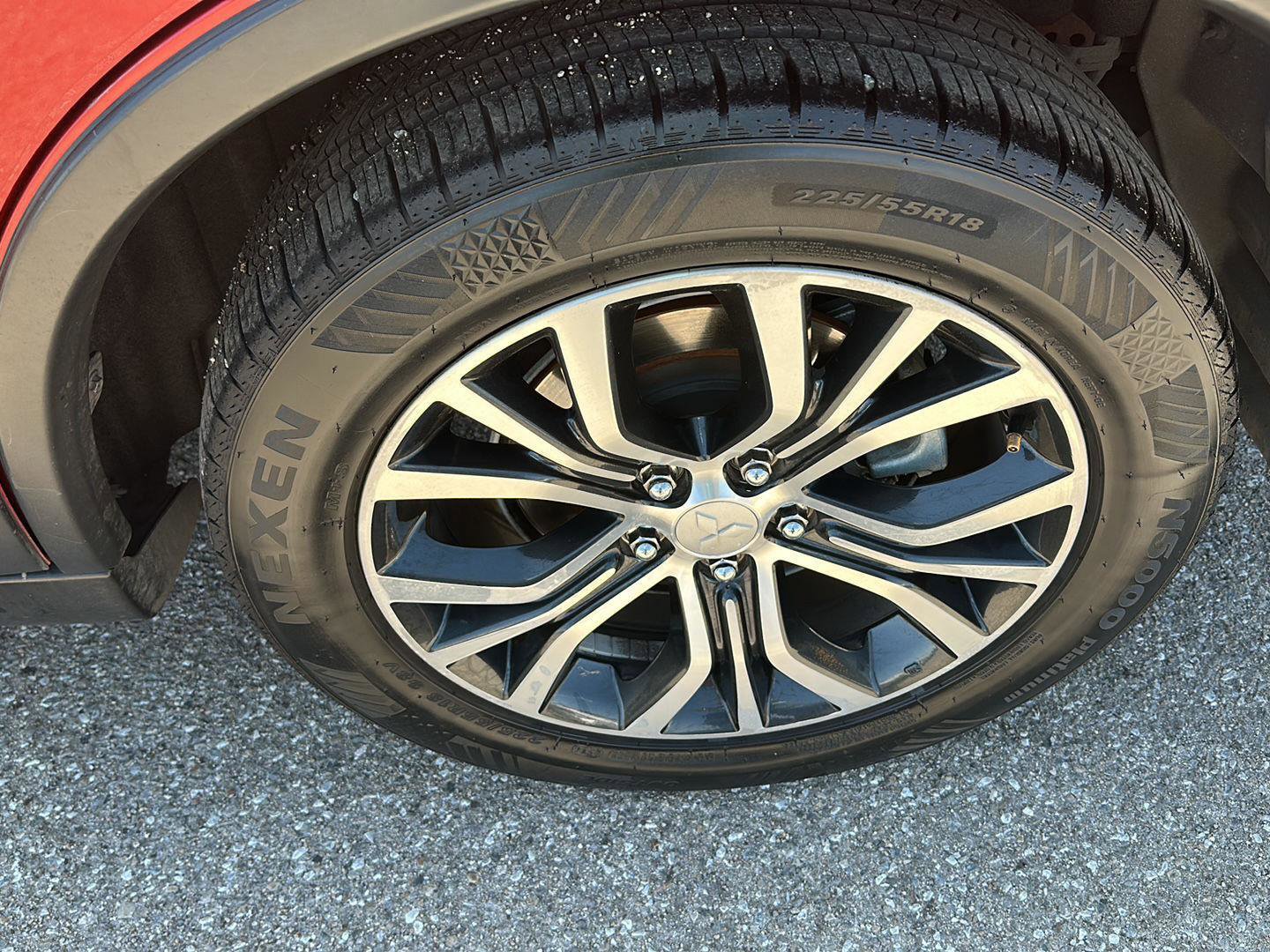Used 2018 Mitsubishi Outlander SE AWD/4WD image 12