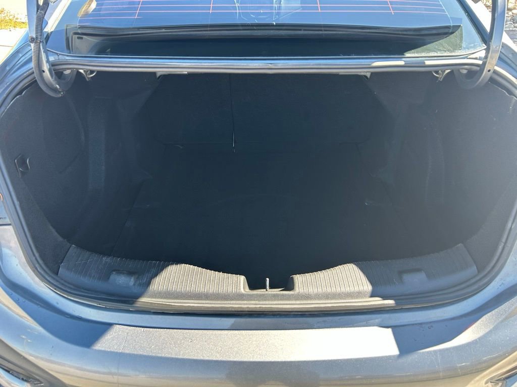 Used 2018 Chevrolet Cruze LT w/ Convenience Package image 27