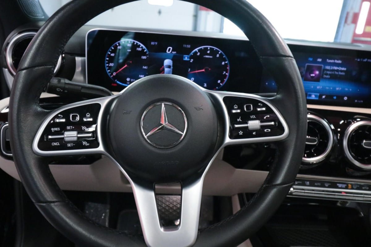 Used 2019 Mercedes-Benz A 220 image 16