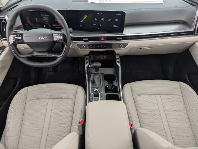 Certified 2026 Kia Sorento S FWD image 15