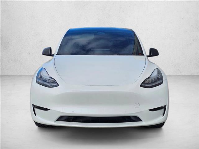 Used 2022 Tesla Model Y Long Range image 8