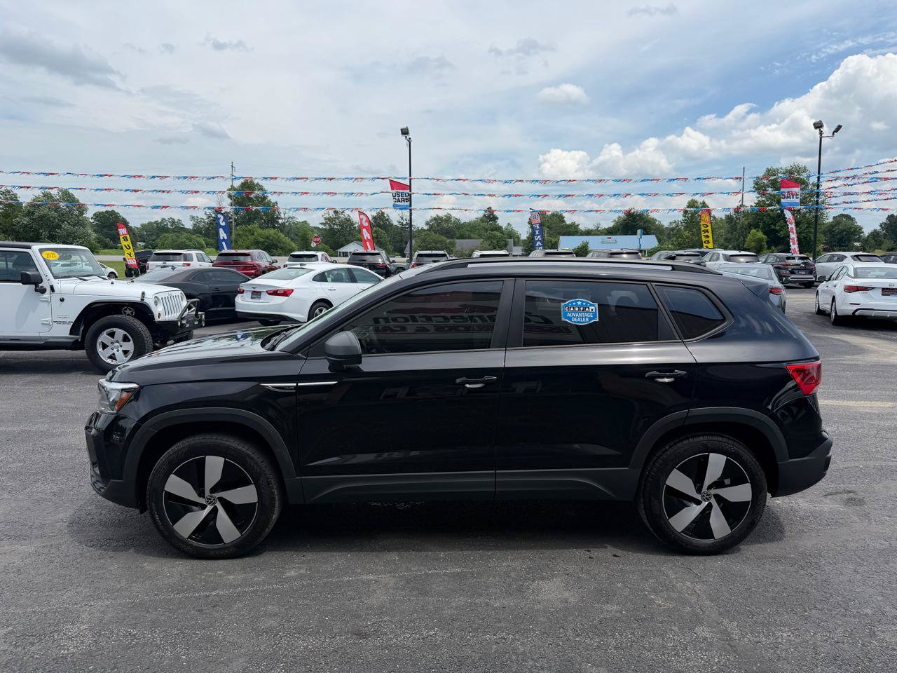 Used 2024 Volkswagen Taos S AWD/4WD image 8