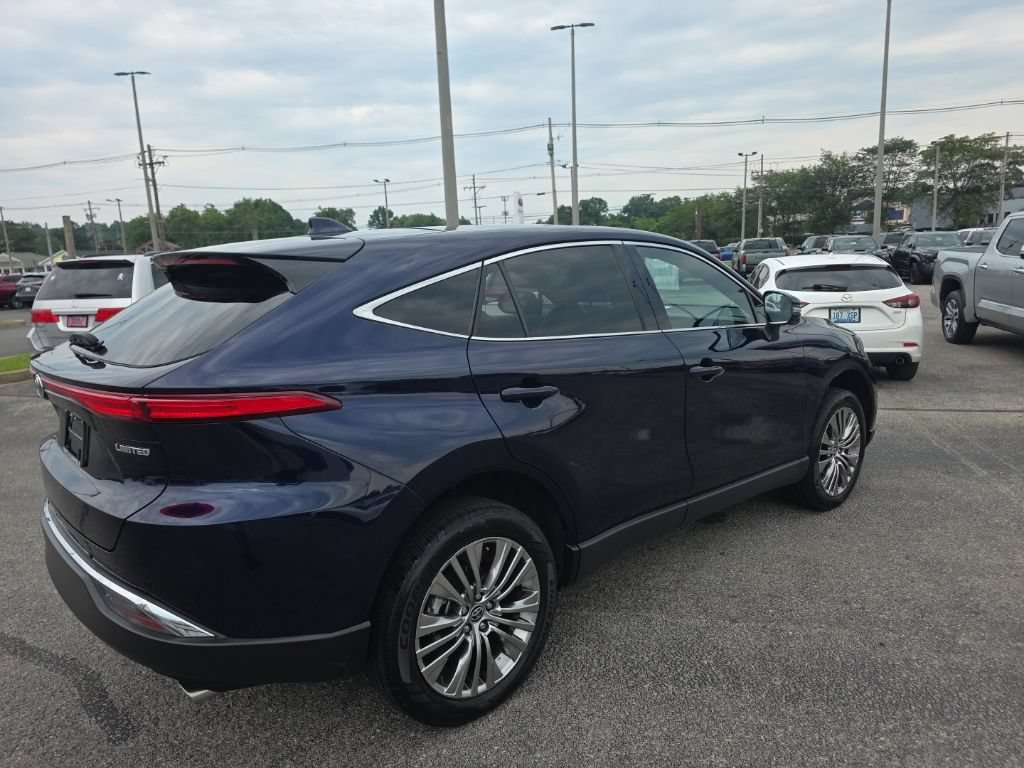 Used 2023 Toyota Venza Limited AWD/4WD image 5