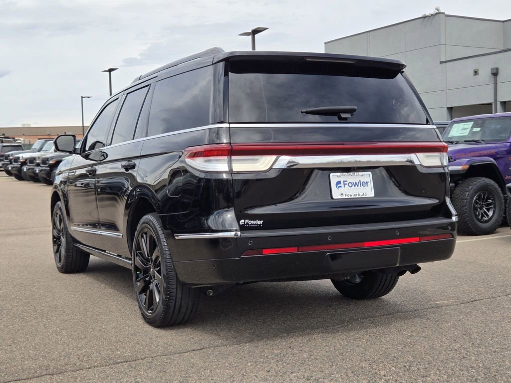 Used 2023 Lincoln Navigator Reserve w/ Equipment Group 201A image 3
