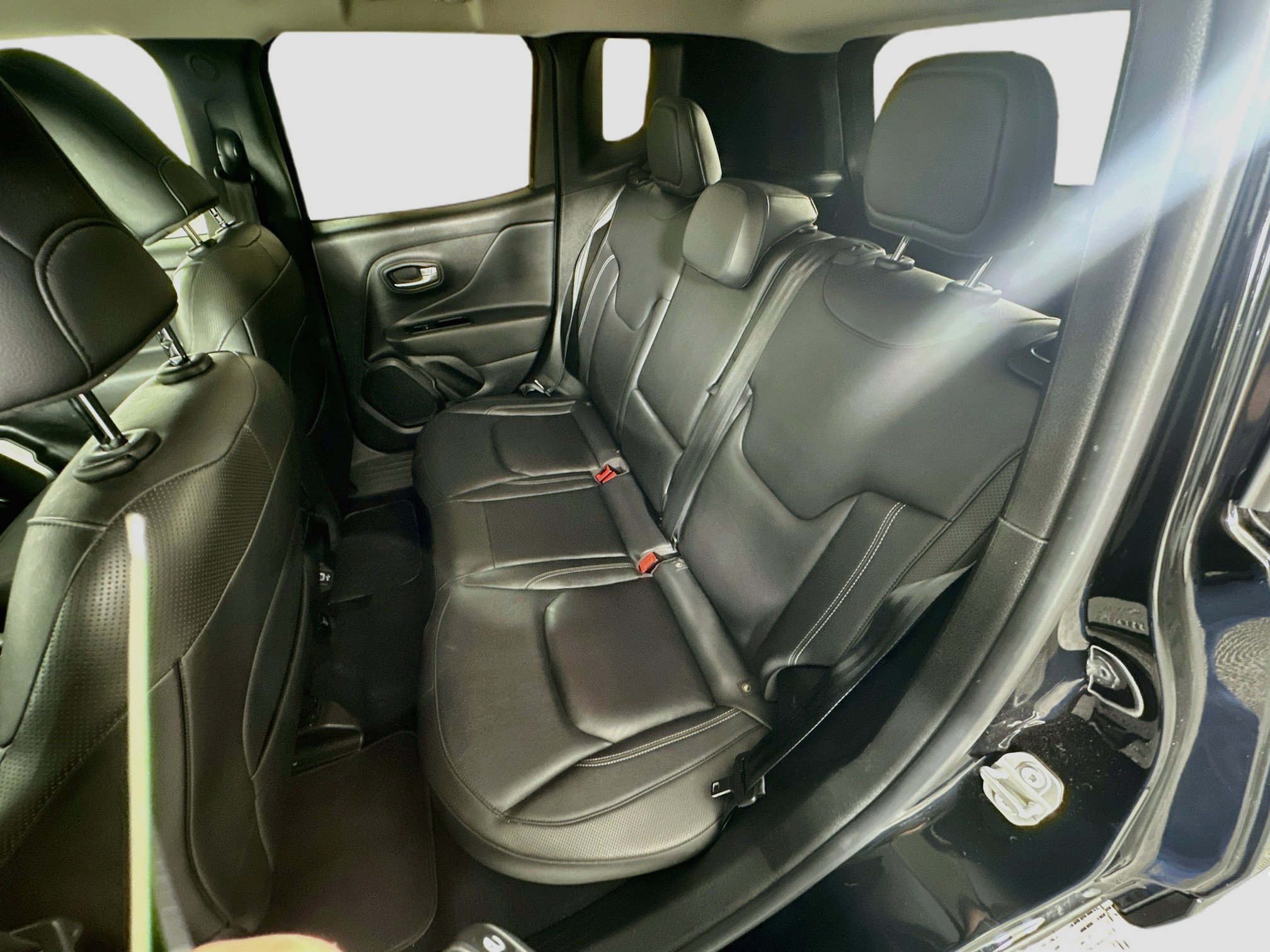 Used 2020 Jeep Renegade Limited FWD image 27