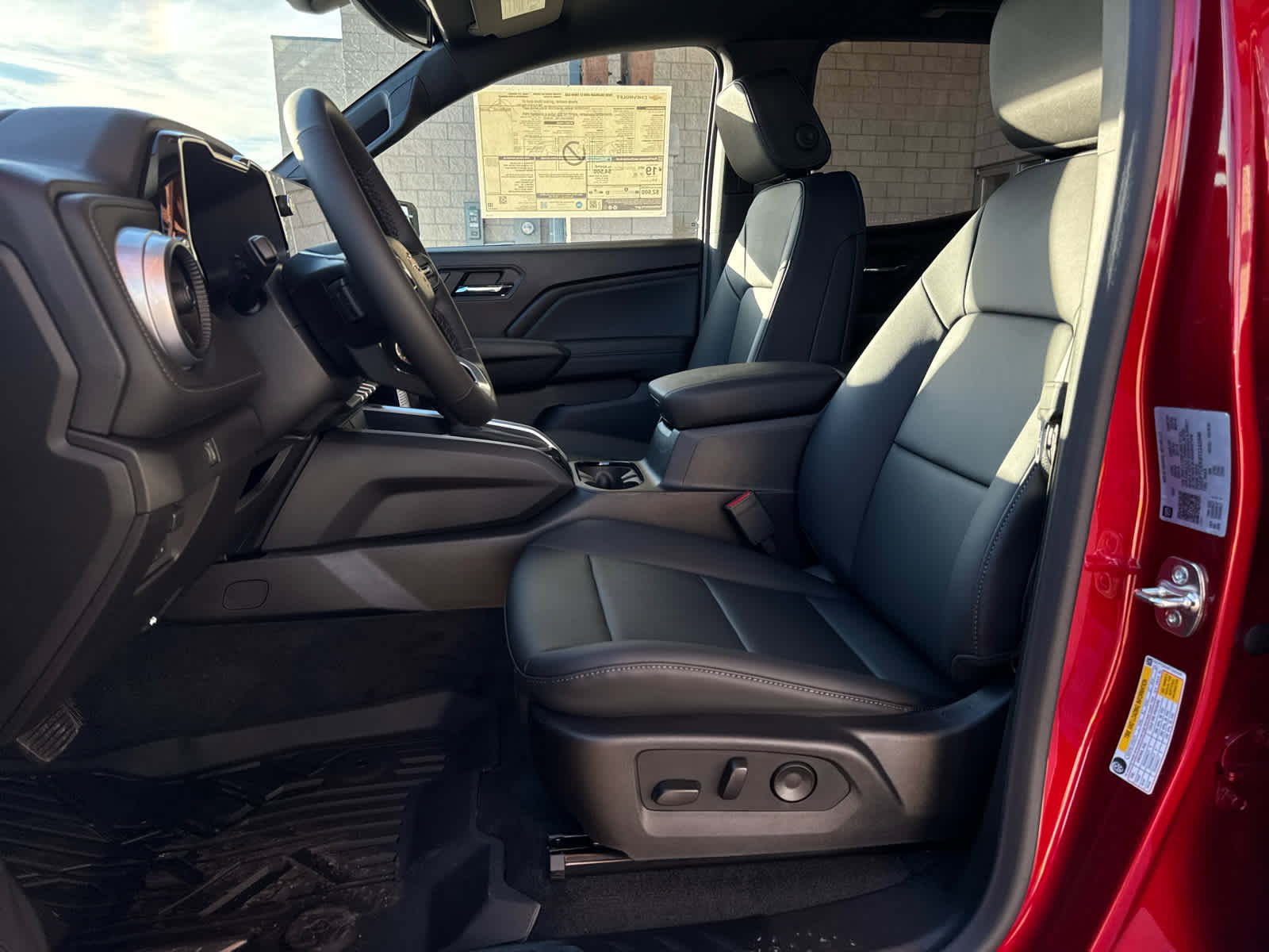 New 2026 Chevrolet Colorado LT w/ LT Convenience Package image 23