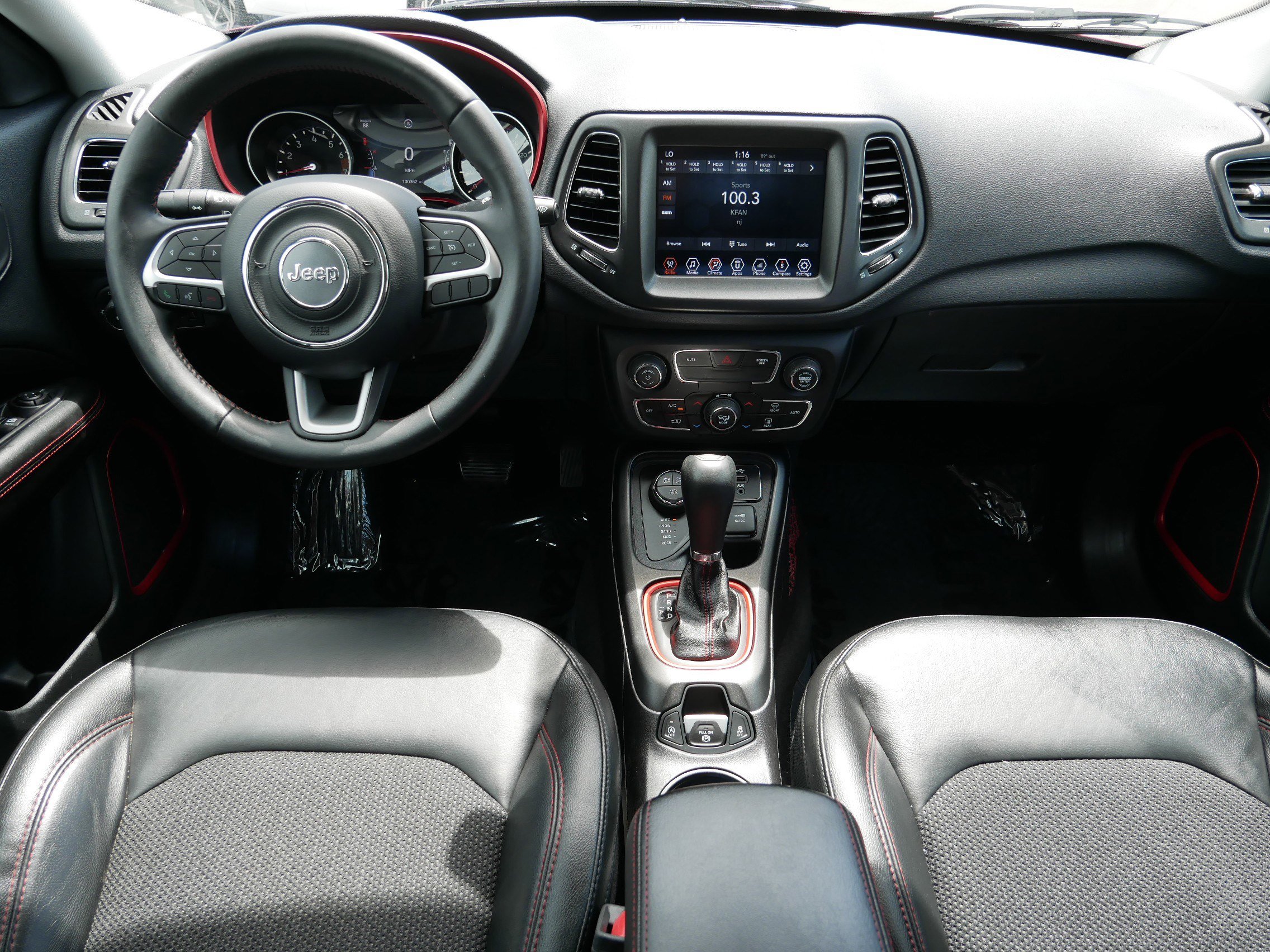 Used 2018 Jeep Compass Trailhawk AWD/4WD image 10