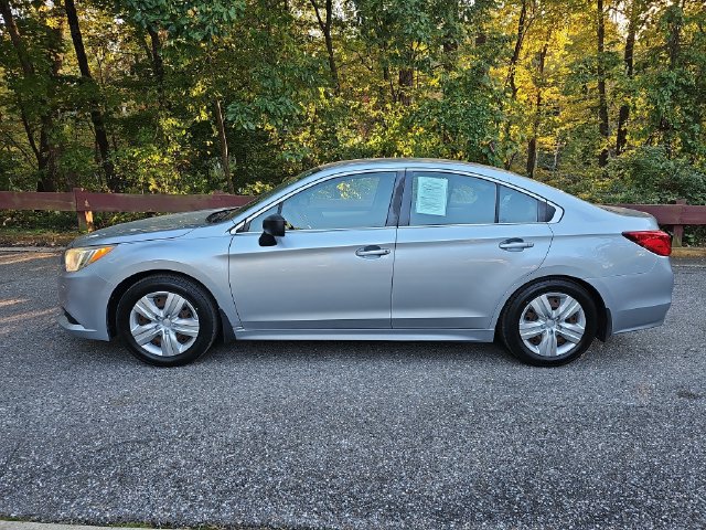 Used 2017 Subaru Legacy 2.5i AWD/4WD image 5