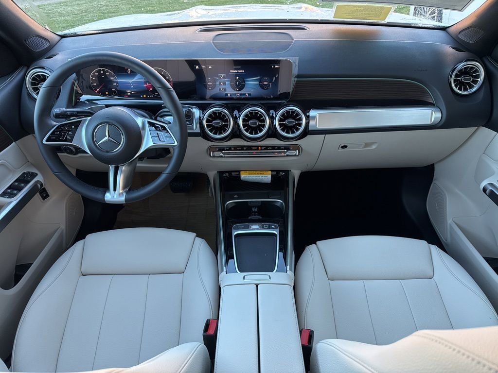 New 2026 Mercedes-Benz GLB 250 4MATIC image 21