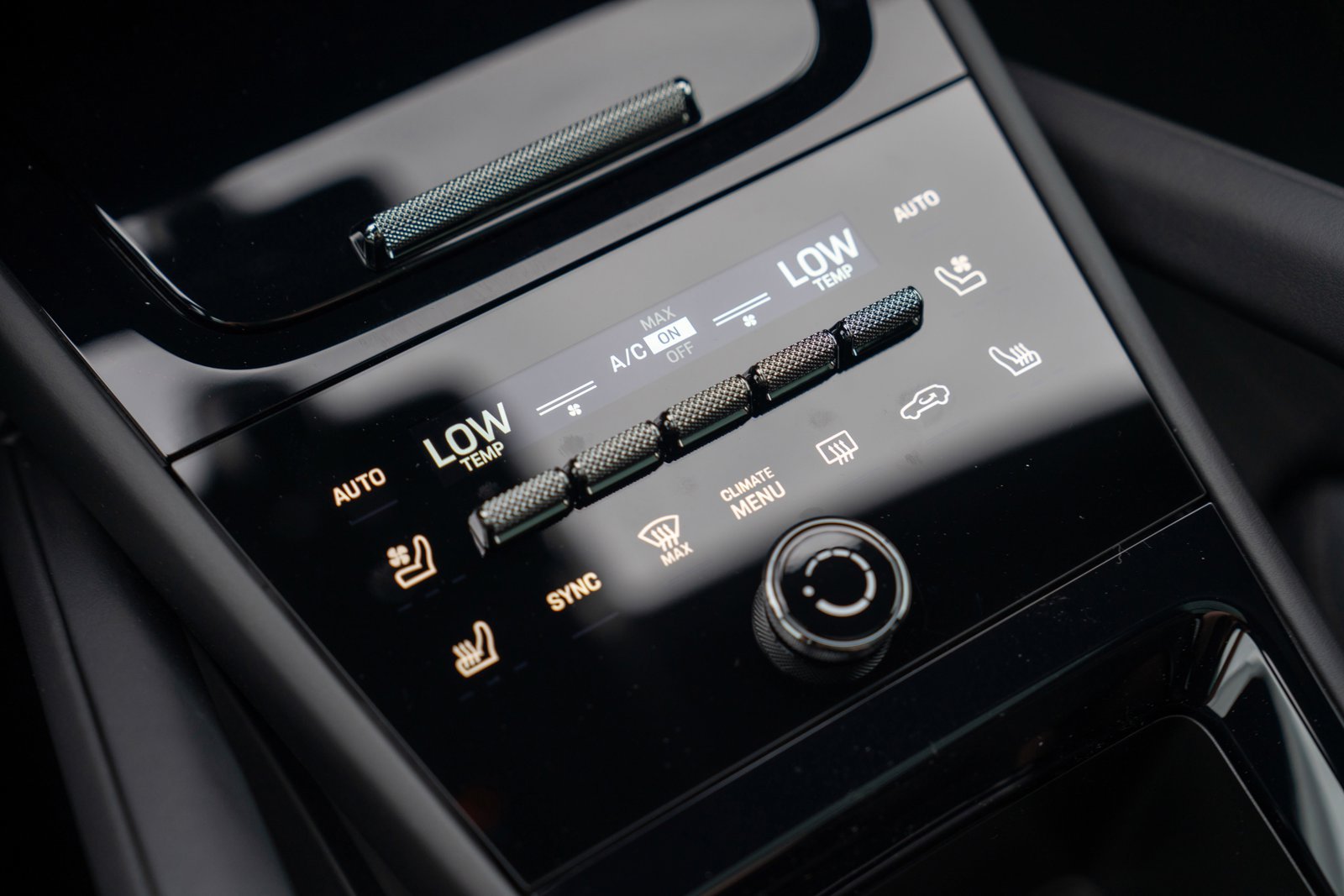 New 2026 Porsche Cayenne AWD/4WD image 18