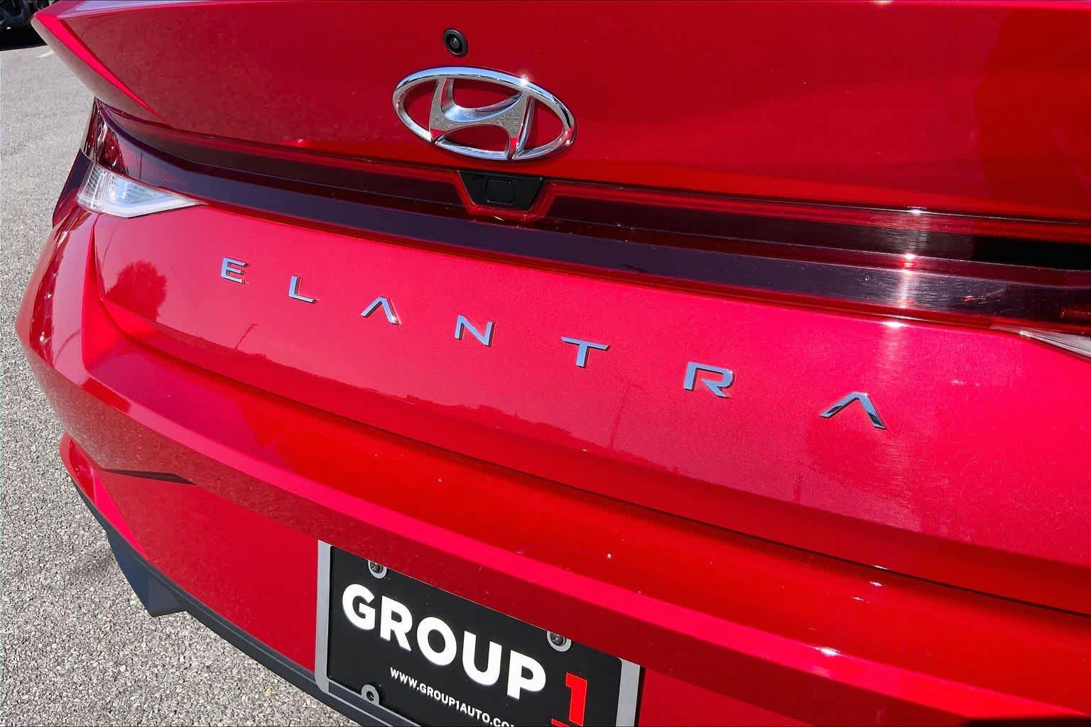 Used 2023 Hyundai Elantra SEL w/ Convenience Package FWD image 29