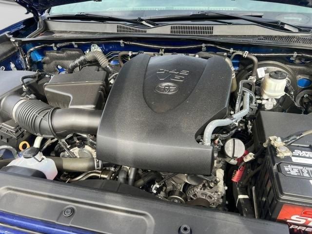 Certified 2022 Toyota Tacoma TRD Off-Road w/ Technology Package image 9