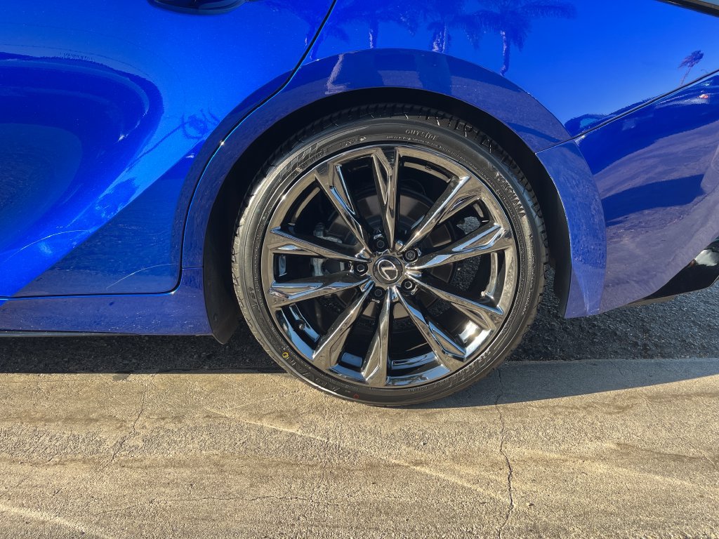 Used 2025 Lexus IS 350 F Sport w/ Navigation Package RWD image 31