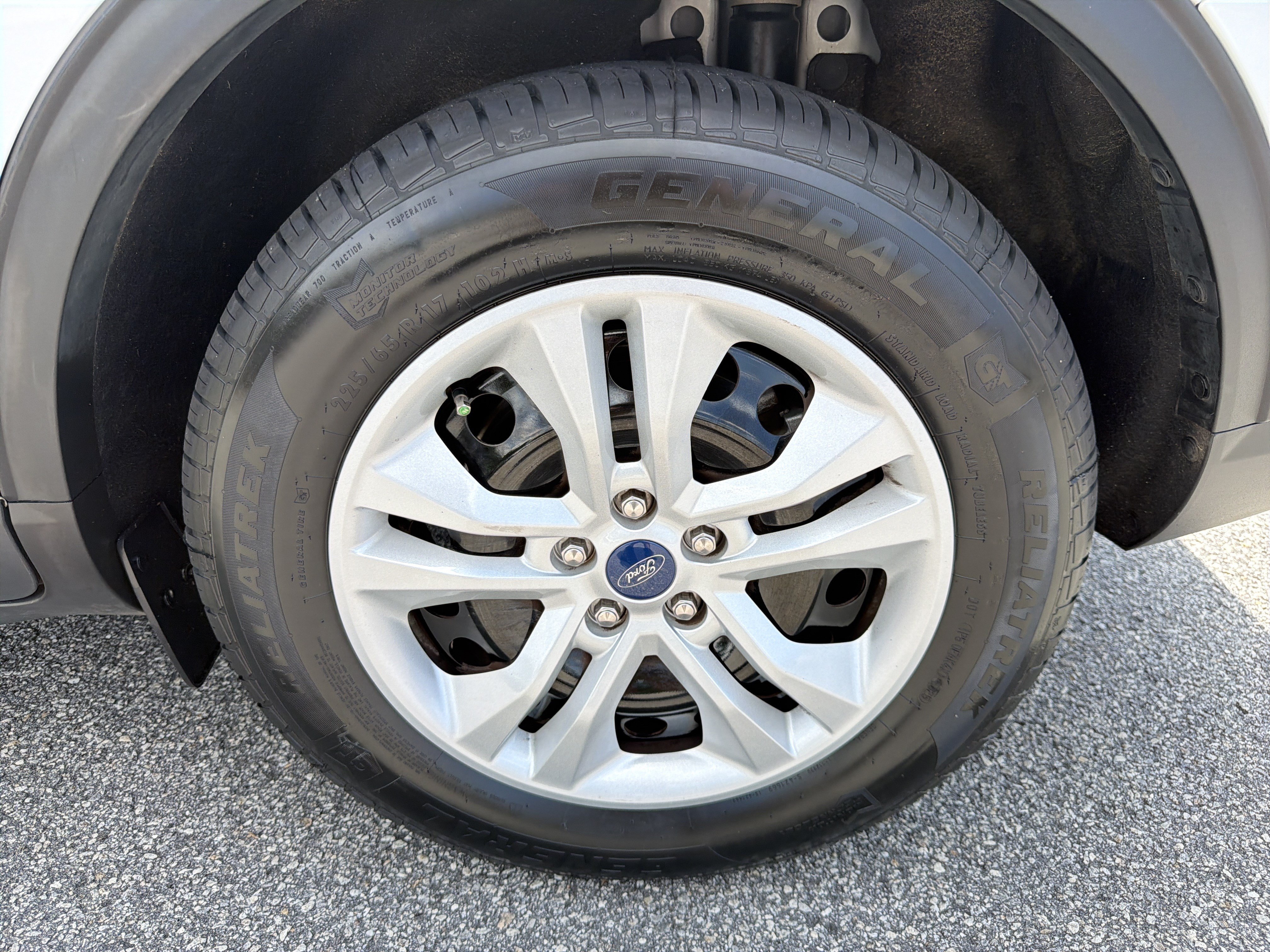 Used 2022 Ford Escape S FWD image 29