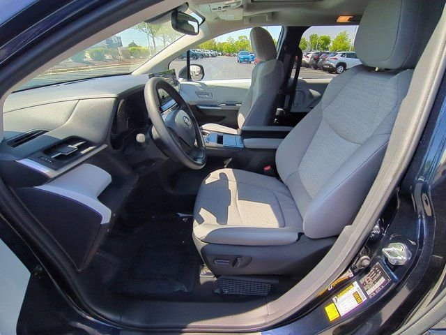 Certified 2025 Toyota Sienna LE w/ LE Plus Package AWD/4WD image 8