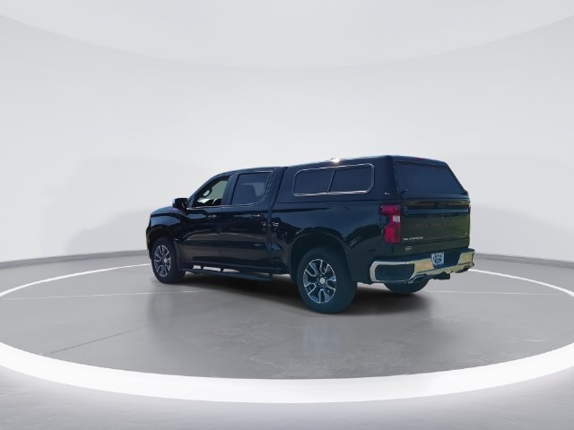 Used 2025 Chevrolet Silverado 1500 LT AWD/4WD image 6