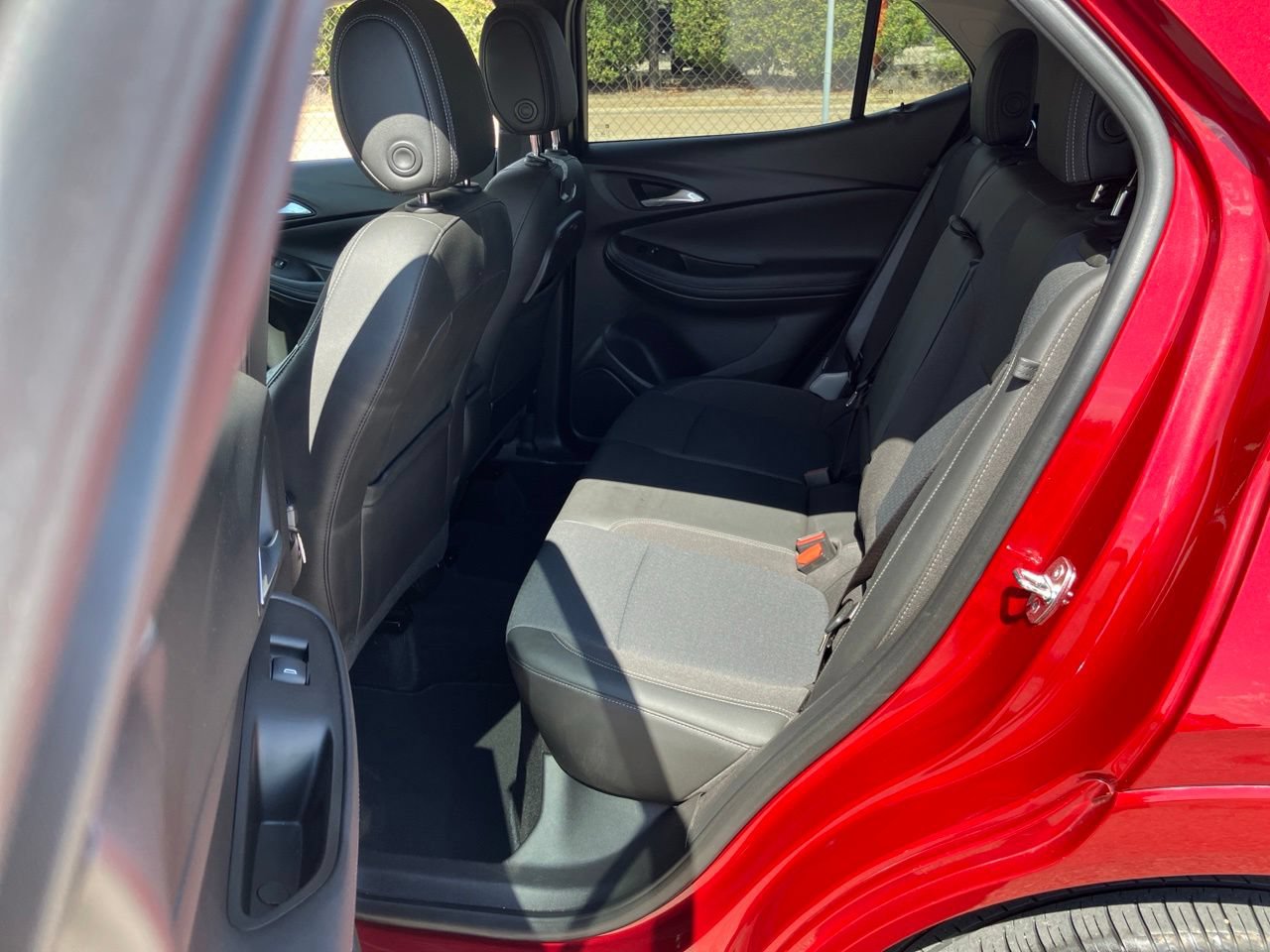 Used 2020 Buick Encore GX Select w/ Sport Touring Package AWD/4WD image 8