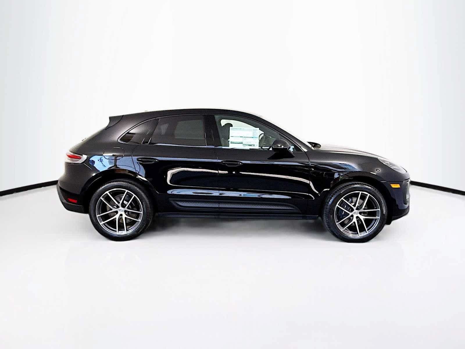 New 2025 Porsche Macan AWD/4WD image 8