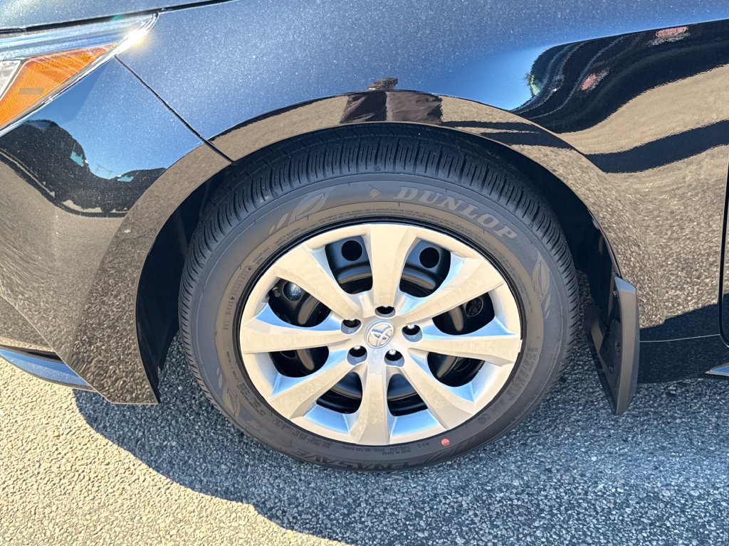 New 2027 Toyota Corolla LE FWD image 38