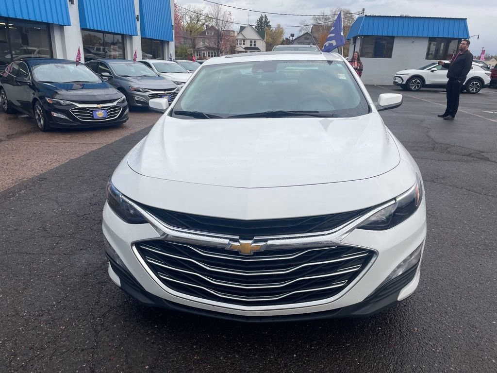 Certified 2024 Chevrolet Malibu LT image 2