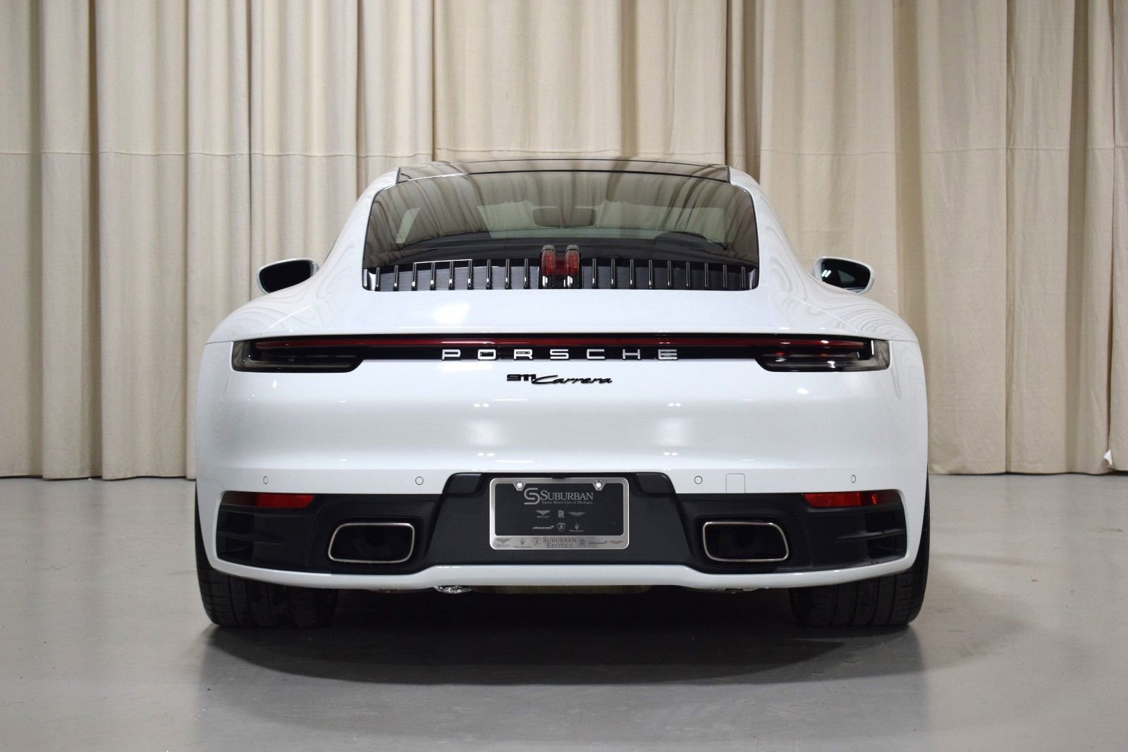 Used 2024 Porsche 911 Carrera RWD image 12