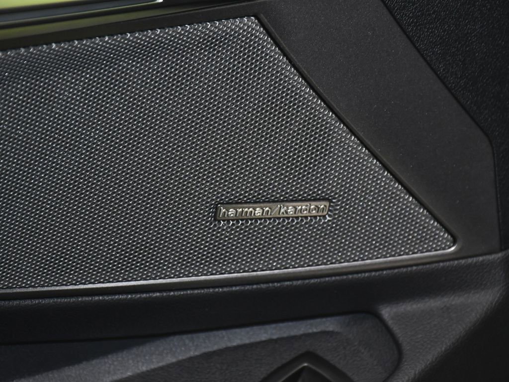 Used 2026 BMW M3 Competition image 11