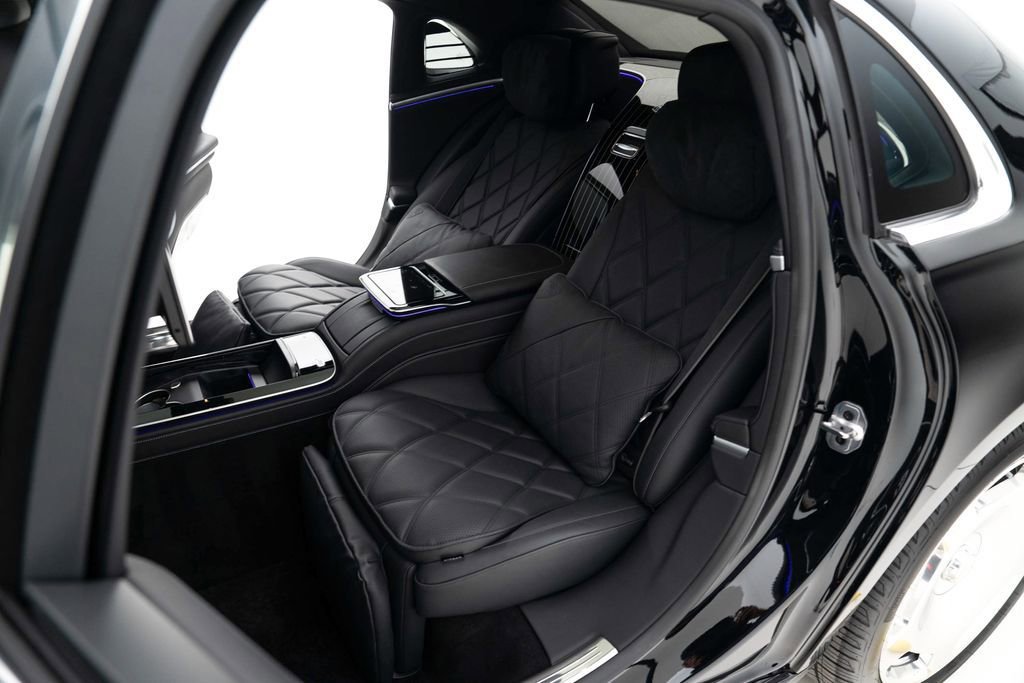 Used 2024 Mercedes-Benz Maybach S 680 4MATIC image 37