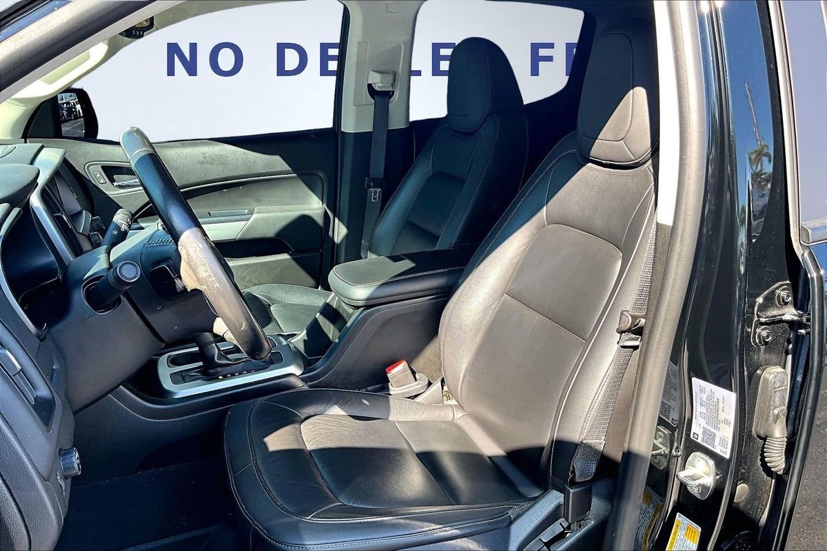 Used 2021 Chevrolet Colorado LT w/ Redline Special Edition image 22