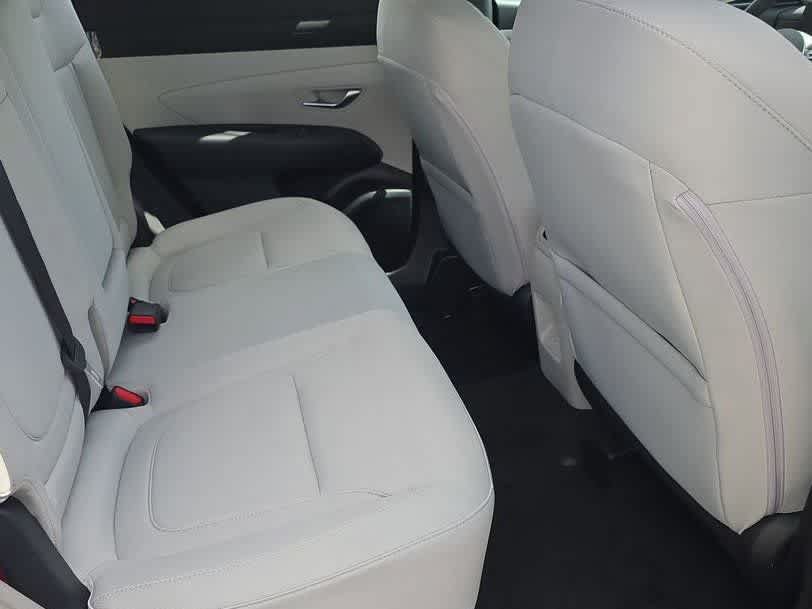 New 2026 Hyundai Tucson Blue SE FWD image 21