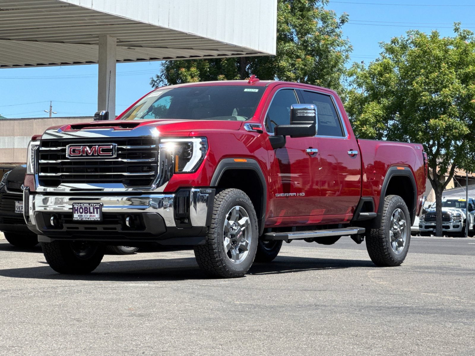 New 2026 GMC Sierra 2500 SLT w/ SLT Premium Package AWD/4WD image 7