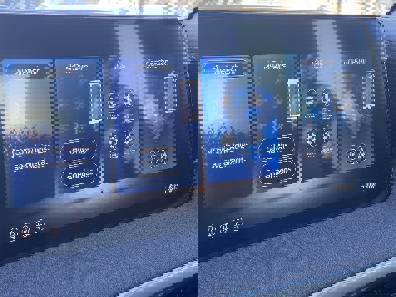 New 2026 Nissan Kicks SV image 23