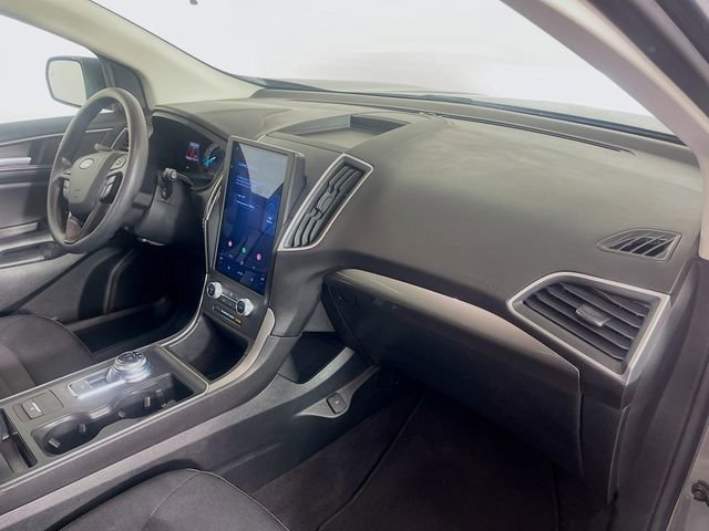 Used 2022 Ford Edge SE image 28