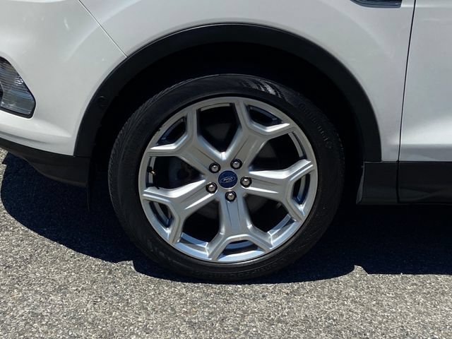 Used 2019 Ford Escape Titanium AWD/4WD image 11