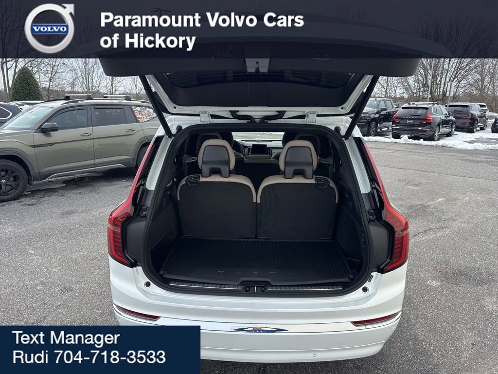 New 2026 Volvo XC90 T8 Ultra w/ Lounge Package image 11