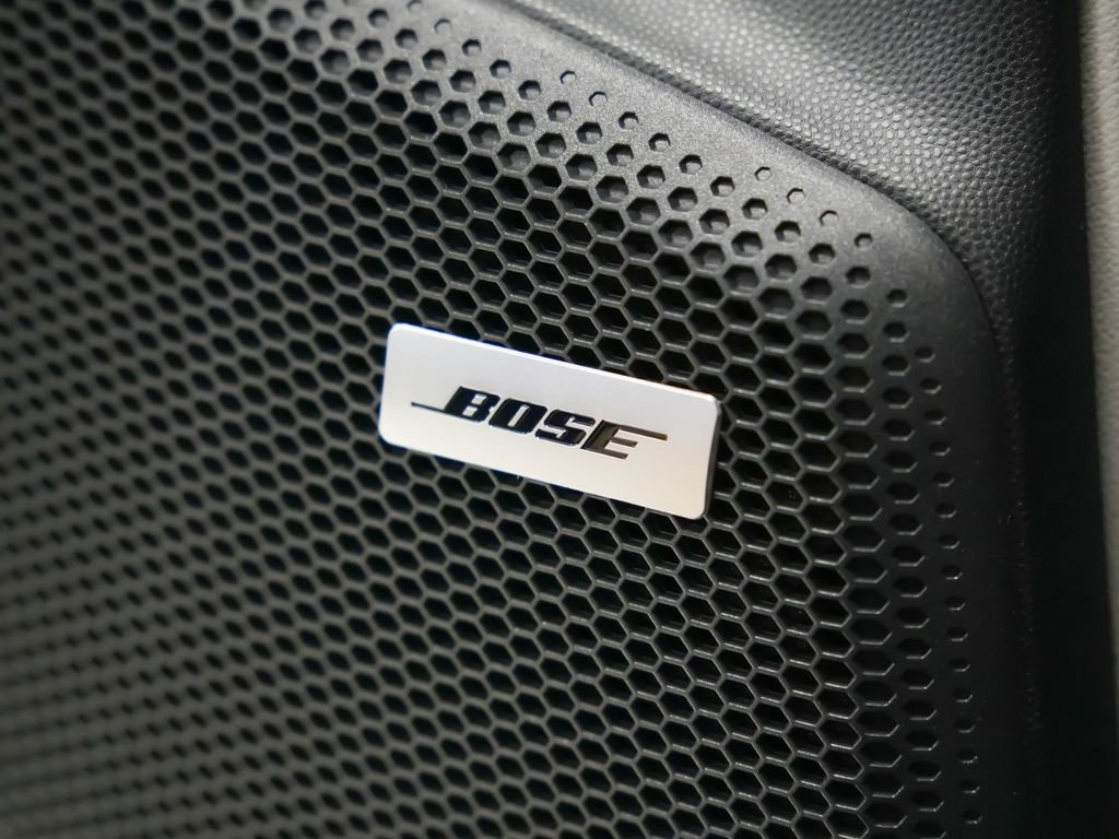 New 2026 Porsche Macan 4 Electric image 17