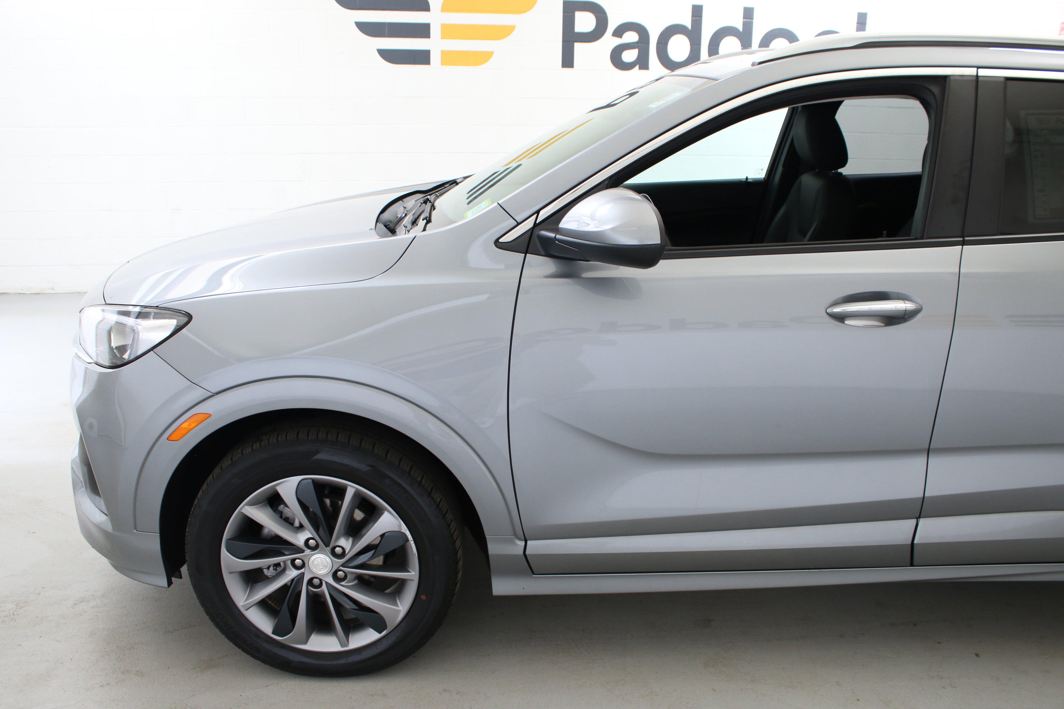 Used 2023 Buick Encore GX Select w/ Sport Touring Package FWD image 5