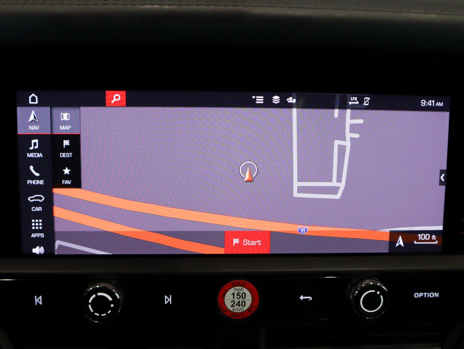 Certified 2024 Porsche Macan Turbo w/ Premium Plus Package image 20